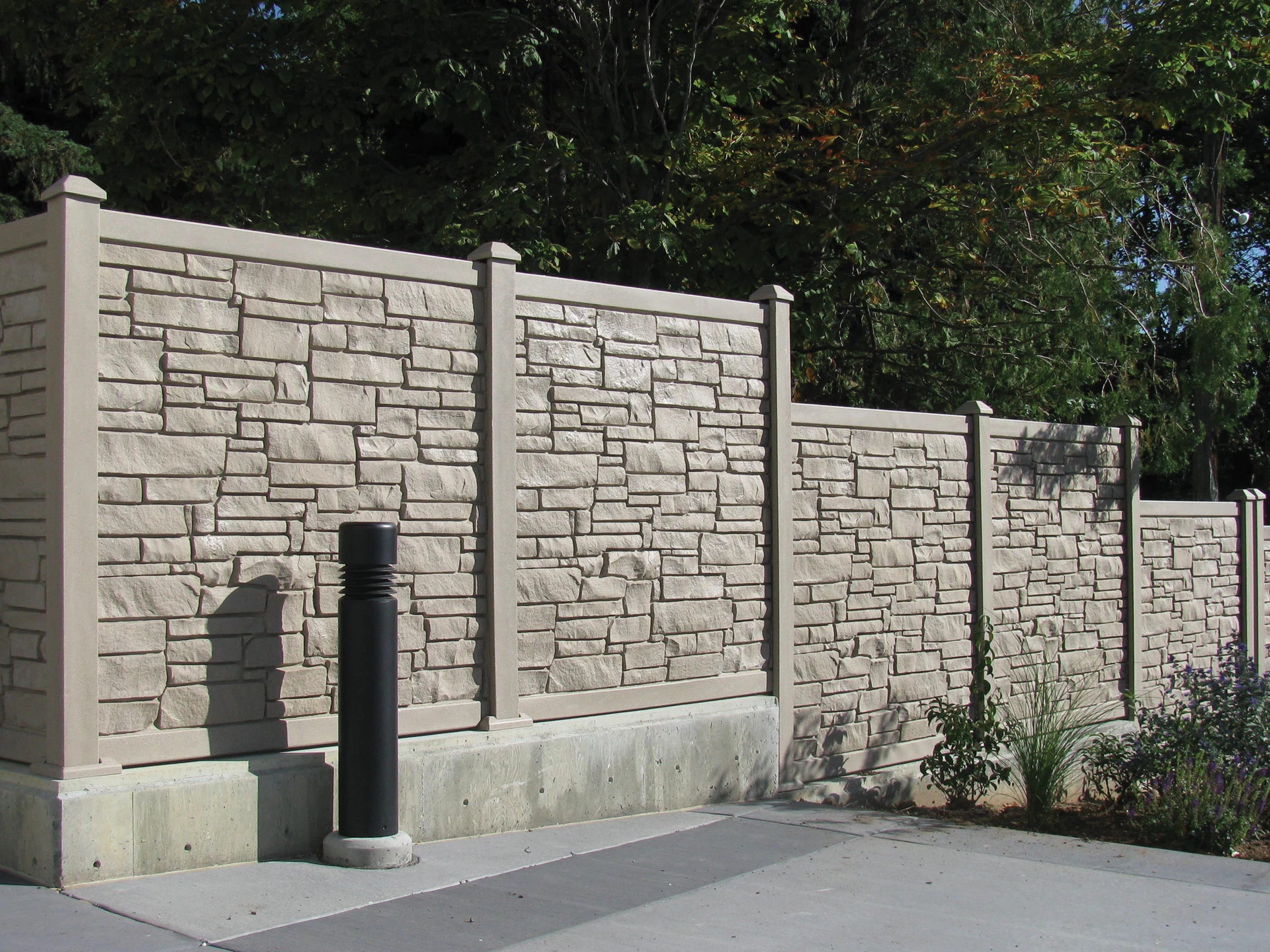 Cedar board-on-board solid privacy fence cost — Pleasant Hill, MO — RKC Wood Care Pros