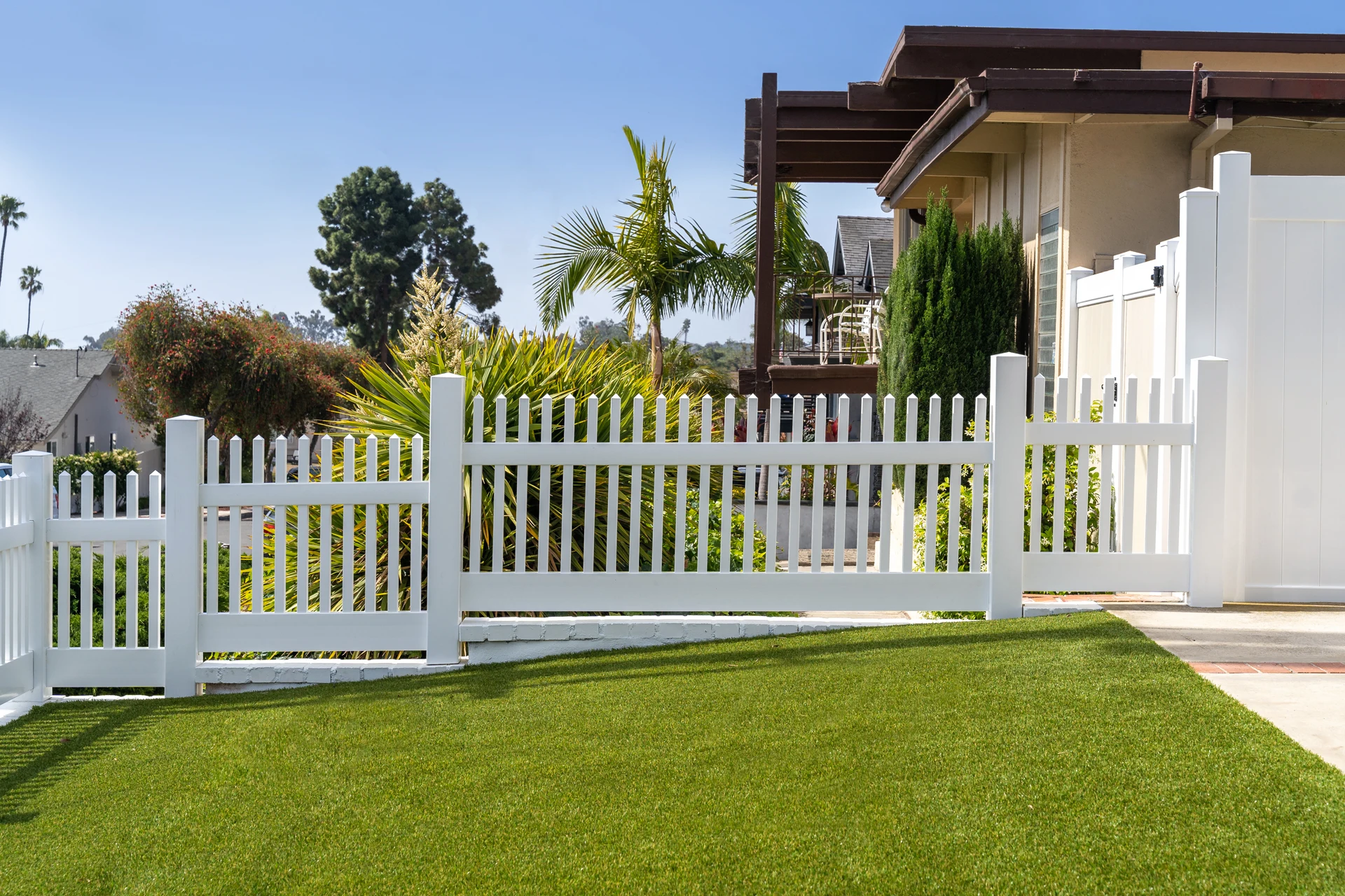 Vinyl Fence Installation install in Overland Park, KS by RKC Wood Care Pros