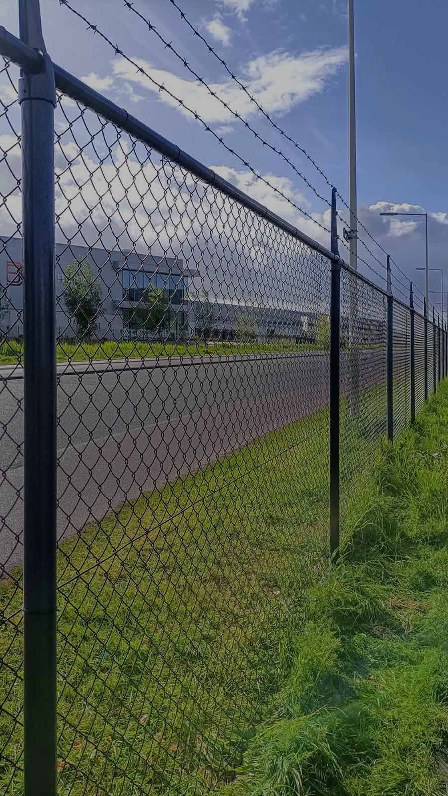 Chain Link Fence Installation in Liberty, MO — Residential 9-Gauge, Commercial 6-Gauge & Vinyl-Coated